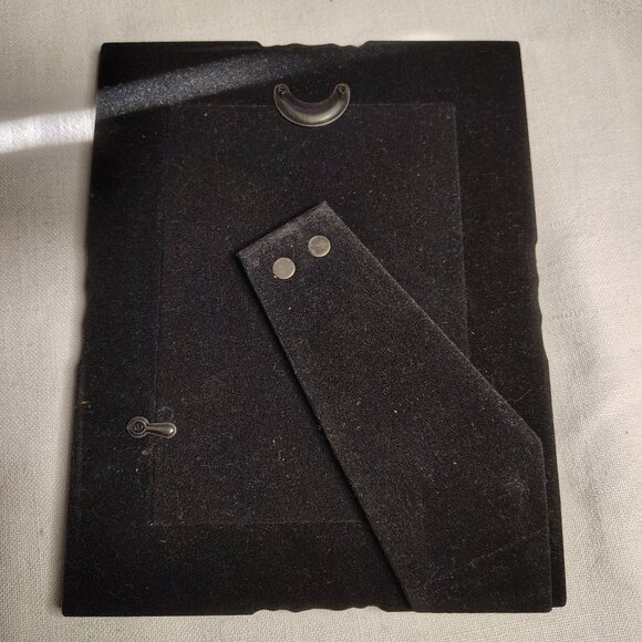 Metal Picture Frame 5x7 Ornate Silver Tone Vintage Style Brushed Finish Elegant - Picture 2 of 13